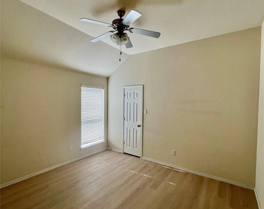 1801 Kathryn Court - Photo Thumbnail 4