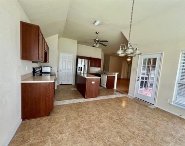 1801 Kathryn Court - Photo Thumbnail 2