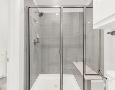 1110 Columbus Lane - Photo Thumbnail 8
