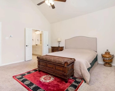 4654c Rhett Lane - Photo Thumbnail 7