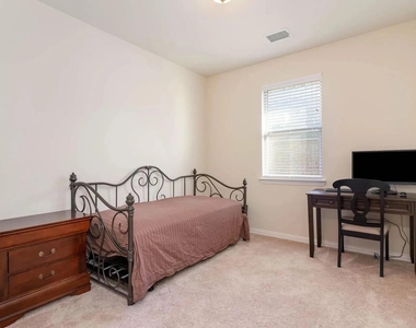 4654c Rhett Lane - Photo Thumbnail 10