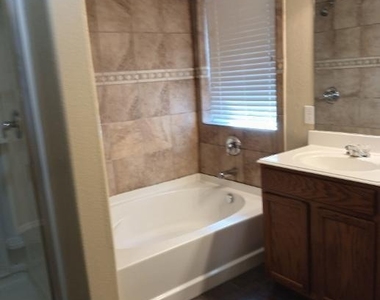 5730 Crestwood Drive - Photo Thumbnail 5