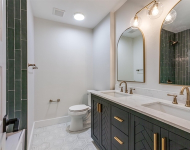 416 Bedford Drive - Photo Thumbnail 16