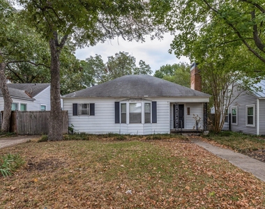 8714 Forest Hills Boulevard - Photo Thumbnail 2