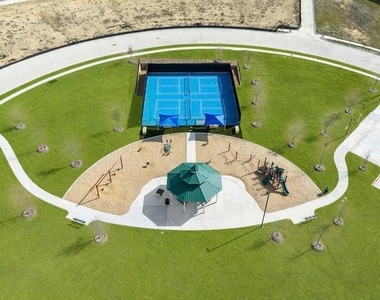 13616 Roosevelt Arch Drive - Photo Thumbnail 11