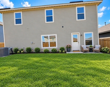 13616 Roosevelt Arch Drive - Photo Thumbnail 9