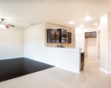 1801 Potrillo Lane - Photo Thumbnail 14