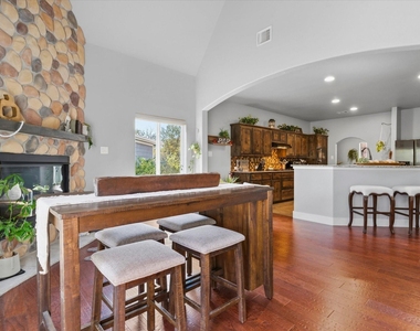 3910 Pocahontas Drive - Photo Thumbnail 6