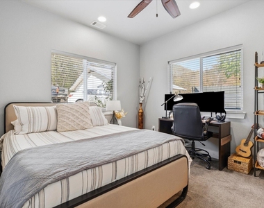 3910 Pocahontas Drive - Photo Thumbnail 17