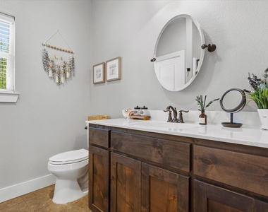 3910 Pocahontas Drive - Photo Thumbnail 3