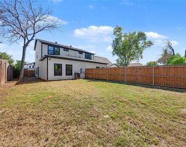 819 Stamp Avenue - Photo Thumbnail 15