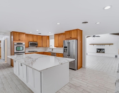 4629 Fawn Drive - Photo Thumbnail 10