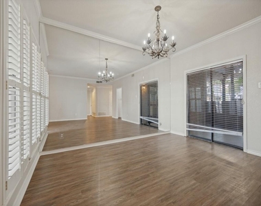 8610 Turtle Creek Boulevard - Photo Thumbnail 4