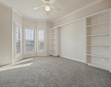 8610 Turtle Creek Boulevard - Photo Thumbnail 12