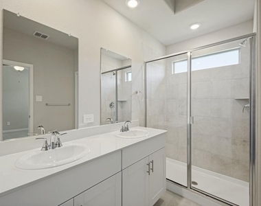 6207 Castamere Drive - Photo Thumbnail 10