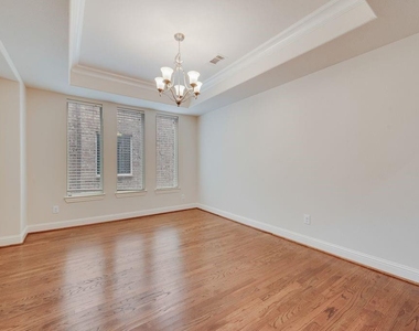 14205 Notting Hill Drive - Photo Thumbnail 4