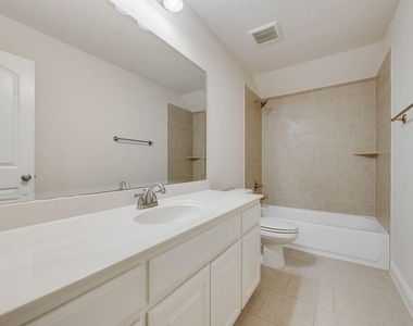 14205 Notting Hill Drive - Photo Thumbnail 15