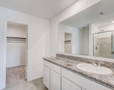 2804 Eppright Drive - Photo Thumbnail 18