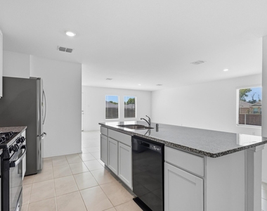 2804 Eppright Drive - Photo Thumbnail 8