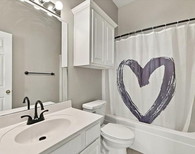 3709 Staghorn Circle N - Photo Thumbnail 19