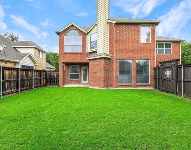 7419 Ravenhill Drive - Photo Thumbnail 38
