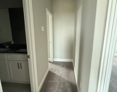 804 Sicily Boulevard - Photo Thumbnail 16