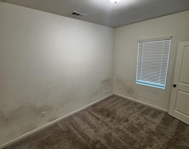 1813 Chapel Hill Road - Photo Thumbnail 13
