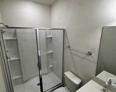 1813 Chapel Hill Road - Photo Thumbnail 10