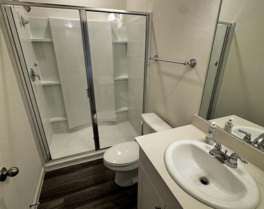 1813 Chapel Hill Road - Photo Thumbnail 9