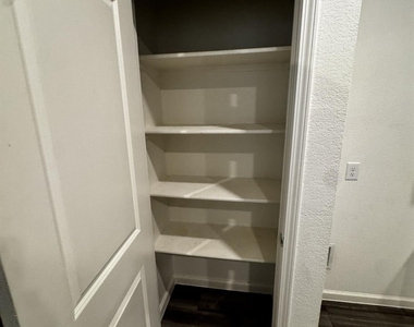 1813 Chapel Hill Road - Photo Thumbnail 6