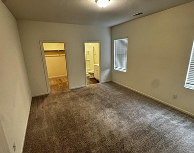 1813 Chapel Hill Road - Photo Thumbnail 7