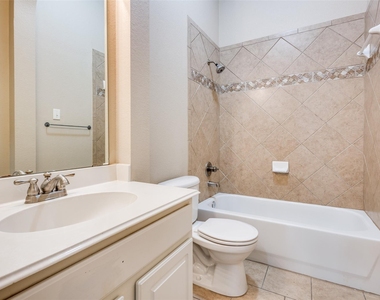 7204 Meredith Court - Photo Thumbnail 16