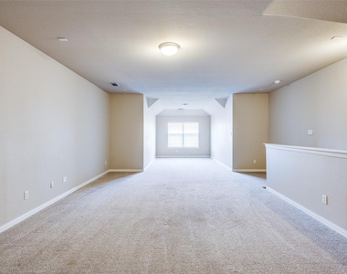 7204 Meredith Court - Photo Thumbnail 21