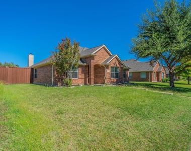 117 Shadybrook Drive - Photo Thumbnail 28