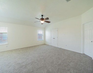117 Shadybrook Drive - Photo Thumbnail 11