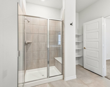 1536 Estivella Drive - Photo Thumbnail 16