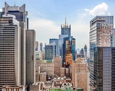 235 West 48th Street - Photo Thumbnail 4