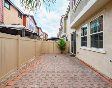 22071 Barrington Way - Photo Thumbnail 34