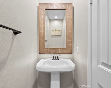 22071 Barrington Way - Photo Thumbnail 12