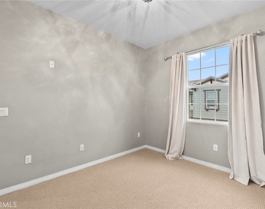 22071 Barrington Way - Photo Thumbnail 29