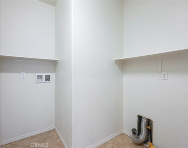 22071 Barrington Way - Photo Thumbnail 17