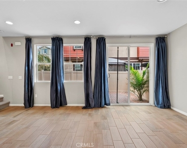 22071 Barrington Way - Photo Thumbnail 5