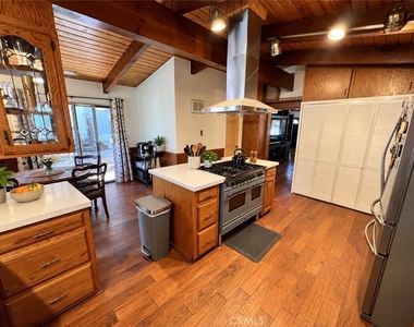31430 Frontier Drive - Photo Thumbnail 14