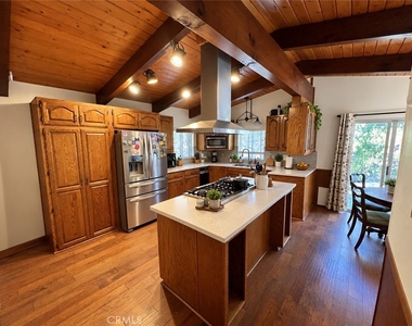 31430 Frontier Drive - Photo Thumbnail 8
