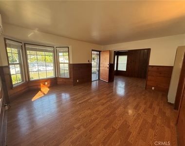 3322 Charlotte Ave - Photo Thumbnail 6