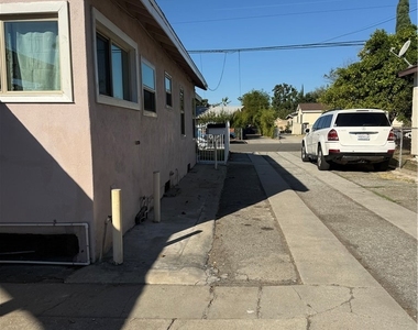 3322 Charlotte Ave - Photo Thumbnail 26