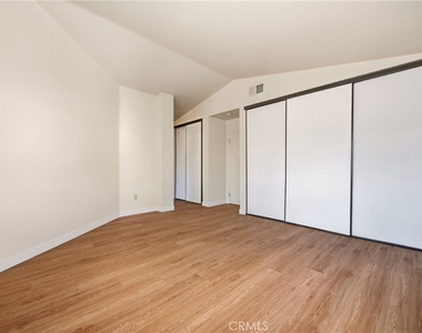 10670 Village - Photo Thumbnail 20