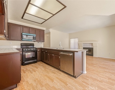 10670 Village - Photo Thumbnail 7