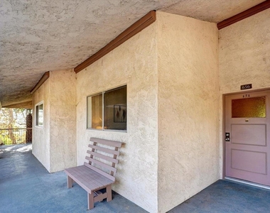 656 Sunfish Way - Photo Thumbnail 1