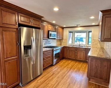 3970 Verde Vista Drive - Photo Thumbnail 5